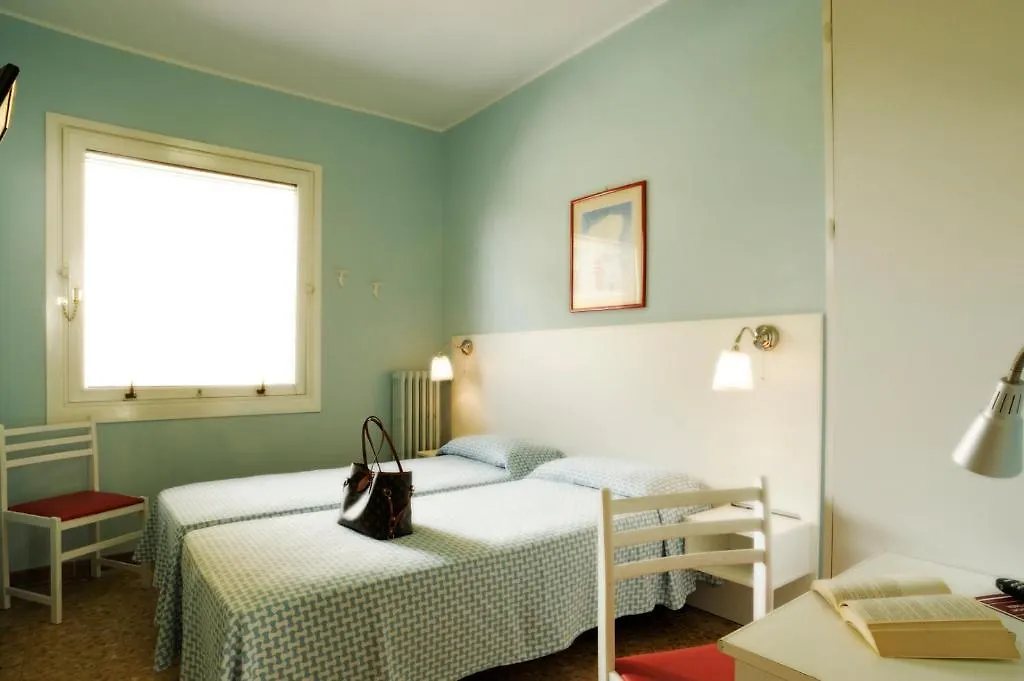 Hotel Del Golfo Laigueglia 2*,