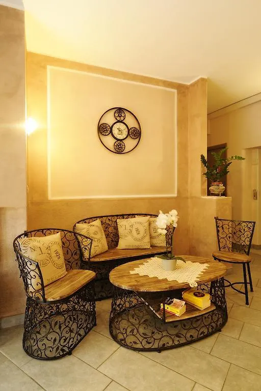 Hotel Del Golfo Laigueglia 2*,  Itália